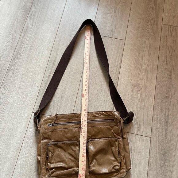 M. Julian Brown Leather Messenger Bag With Adjustable Strap & Multiple Pockets - Picture 7 of 12